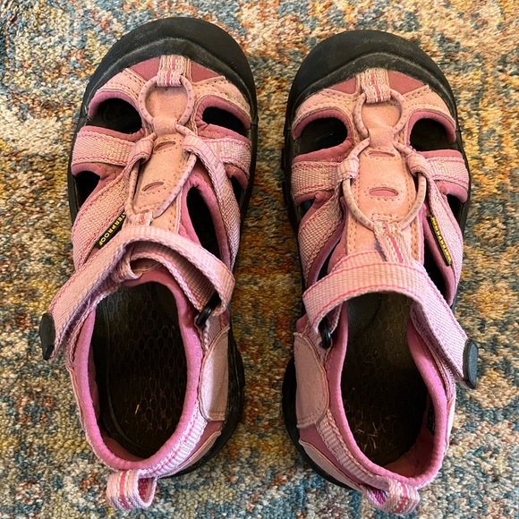 Keen Shoes Keen Girls Sandals Size 3 Poshmark